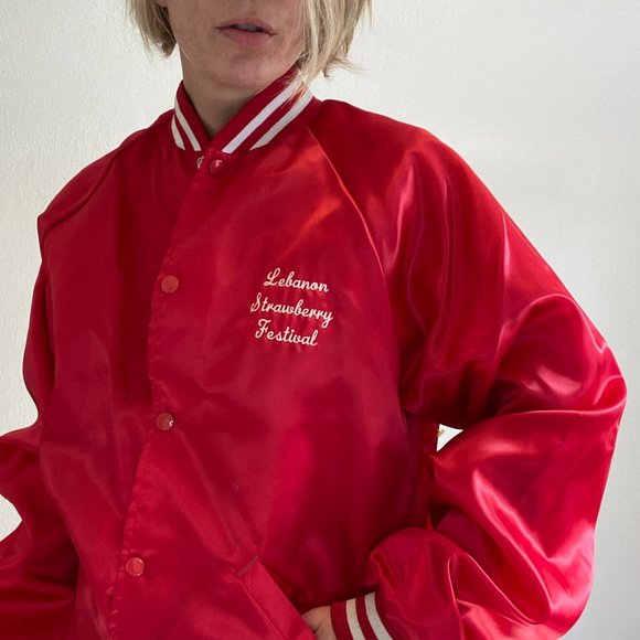 Vintage 80s Red Satin Varsity Jacket Cardinal USA - Picture 11 of 16